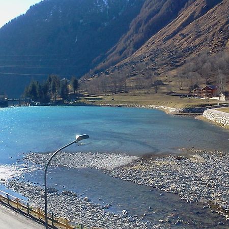 Mansarda Vista lago a Campodolcino Esterno foto