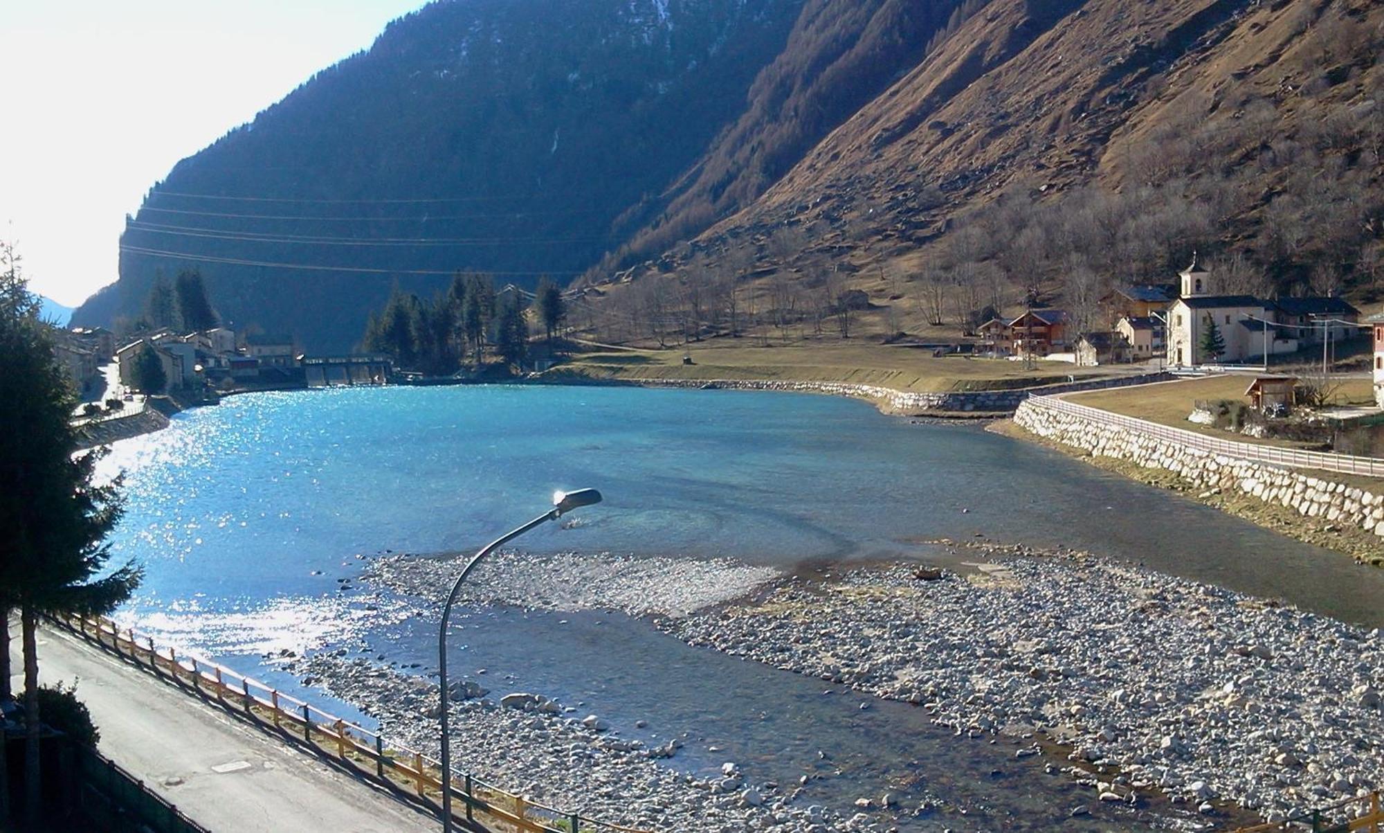 Mansarda Vista lago a Campodolcino Esterno foto